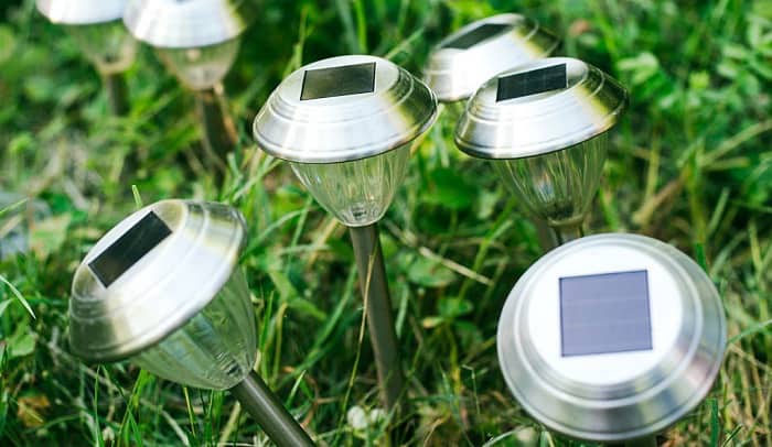 How-do-you-clean-cloudy-plastic-solar-lights