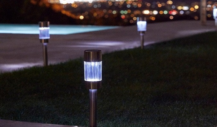 solar-lights-for-driveways