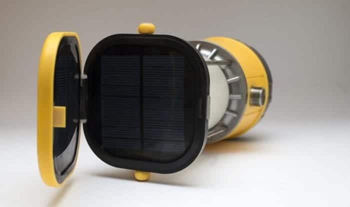 best-solar-powered-flashlight