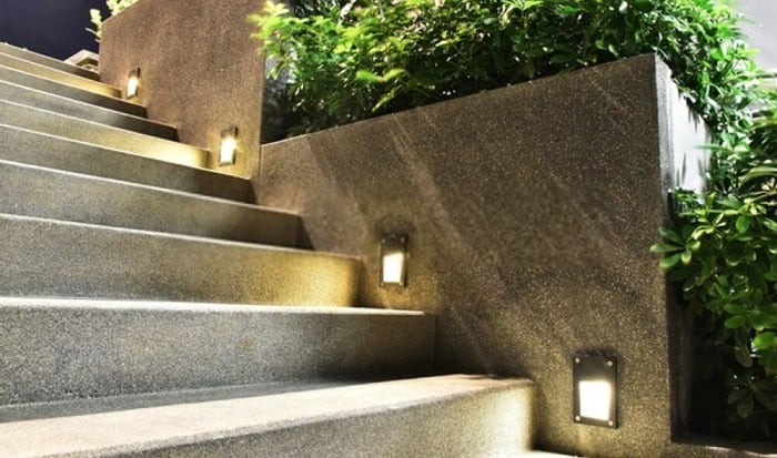 solar-lights-for-stairways