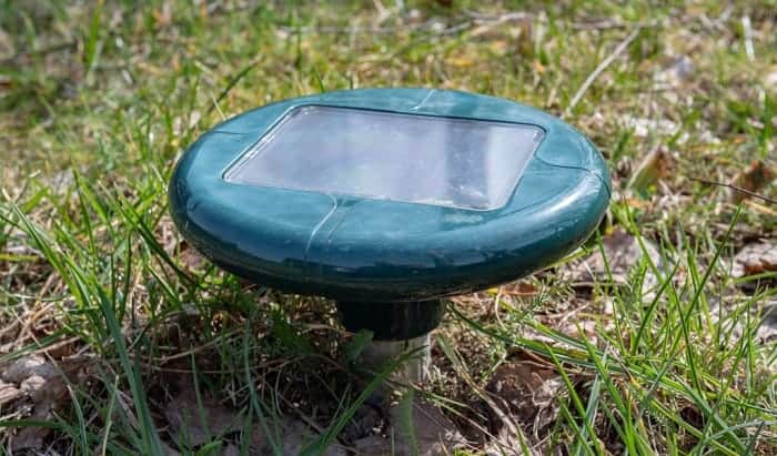 best solar pest repeller