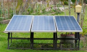 how many watt solar panel to charge deep cycle battery
